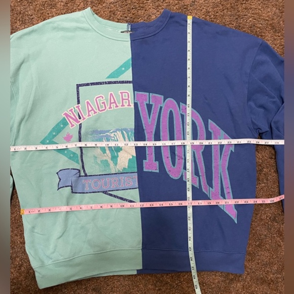 Wild Fable Two-Tone Niagara/York‎ Location Sweatshirt - Picture 9 of 9
